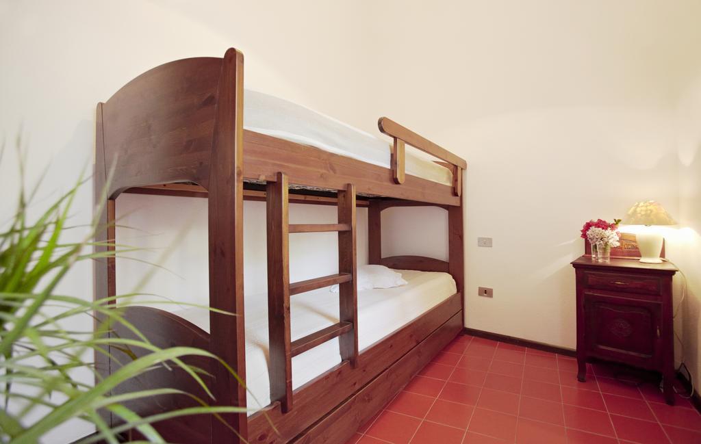 Pinus Village Apartment *