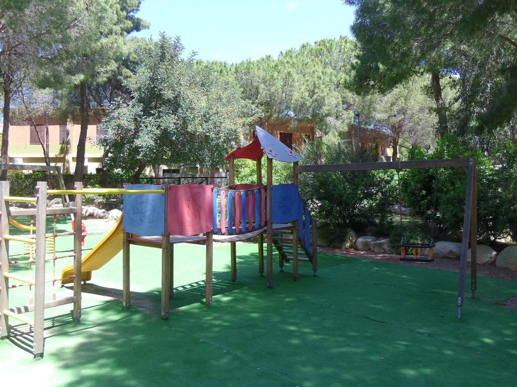 Pinus Village *